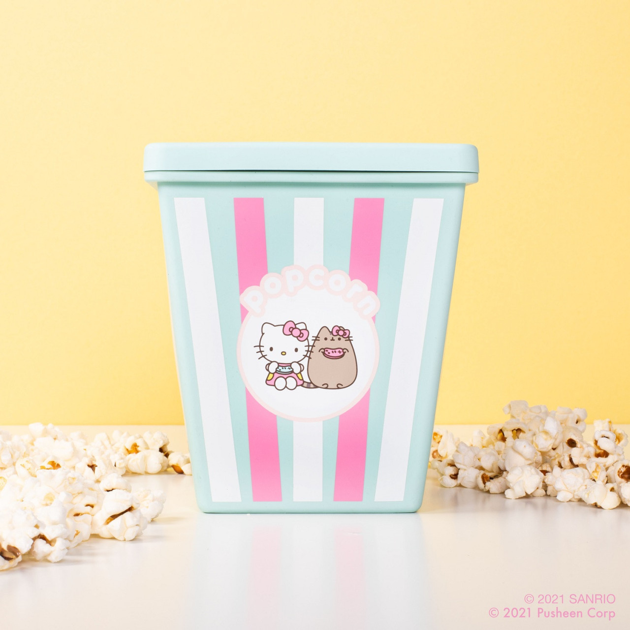 Nádoba na popcorn Pushteen a Hello Kitty (1002743)
