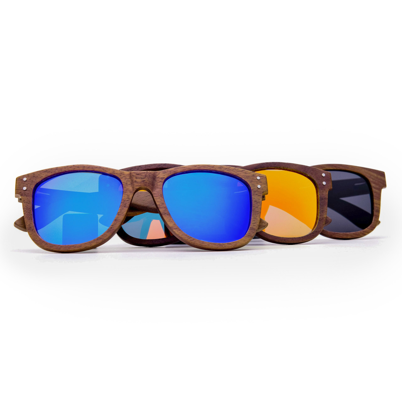 Brýle Wood – modré čočky + tmavý ořech s gravírováním