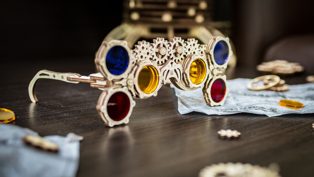 Dřevěný skládací 3D model - Steampunk glasses