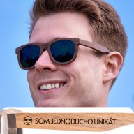 Brýle Wood – černé čočky + tmavý ořech s gravírováním
