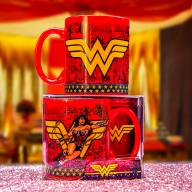 Keramický hrnek DC Comics Wonder Woman Action - 320 ml