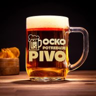 Skleněný půllitr s gravírováním