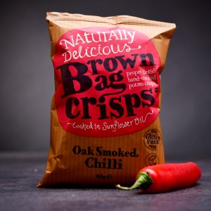 Chrumkavé, ručne vyrábané Brown Bag Crisps s príchuťou údeného chilli 40 g