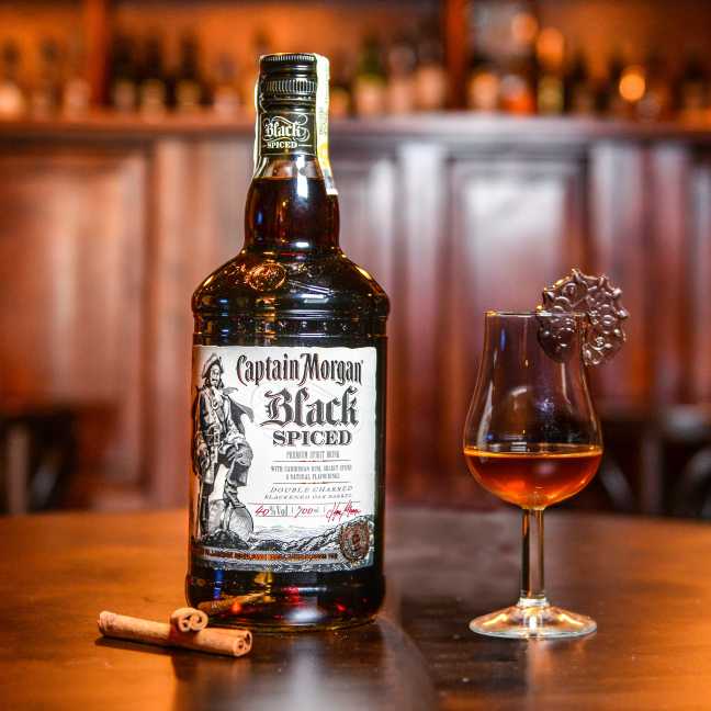 Captain Morgan Black Spiced 40%, 0,7 l