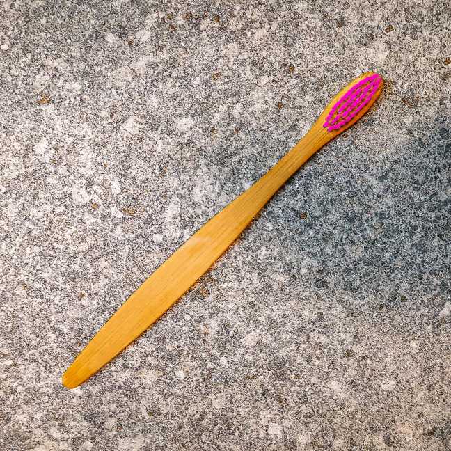 Praktická Bambusová kefka - ružová