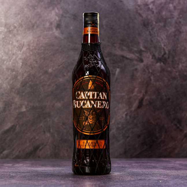 Capitan Bucanero Elixir 34 %, 0,7 l
