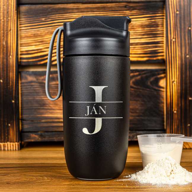 Fittness shaker s gravírovaním