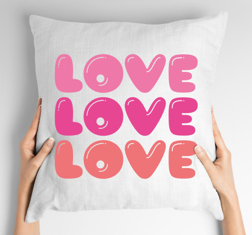 E-shop Vankúš s potlačou Love,Love, Love