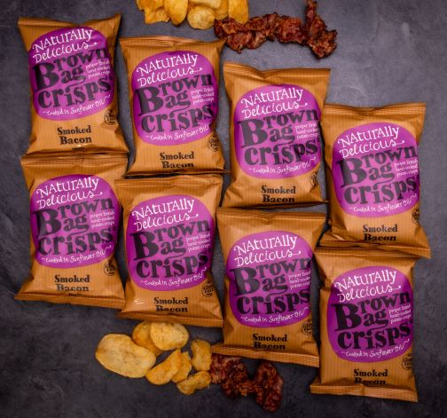 E-shop 20× Chrumkavé, ručne vyrábané Brown Bag Crisps s údenou slaninou 40 g
