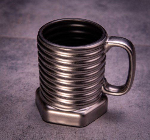 E-shop Hrnček pre kutila v tvare šróbu 380 ml - Strieborný