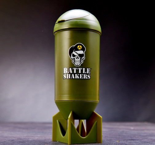 E-shop Štýlový shaker v tvare bomby 600 ml