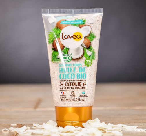 E-shop BIO telový peeling Lovea s kokosovým olejom 150 ml