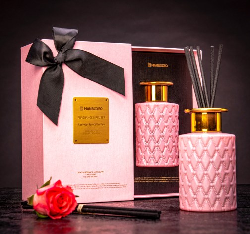 E-shop Aróma difuzér v darčekovom balení - Ružová záhrada 150 ml
