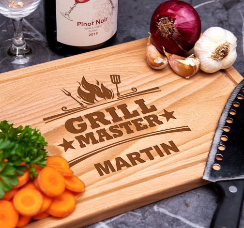 E-shop Kuchynská doštička drevená - obdĺžnik - Grill master s menom