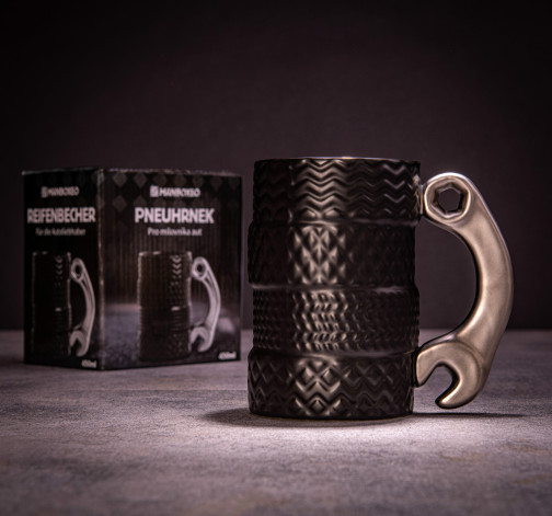 E-shop Pneuhrnček pre milovníka áut 450 ml